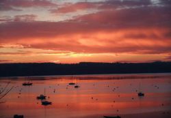 coucher de soleil sur l Estuaire de la Rance.jpg